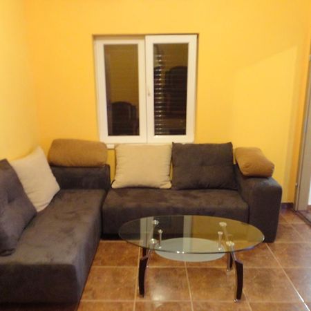 ביוגראד נה מורו Apartment Ivana מראה חיצוני תמונה