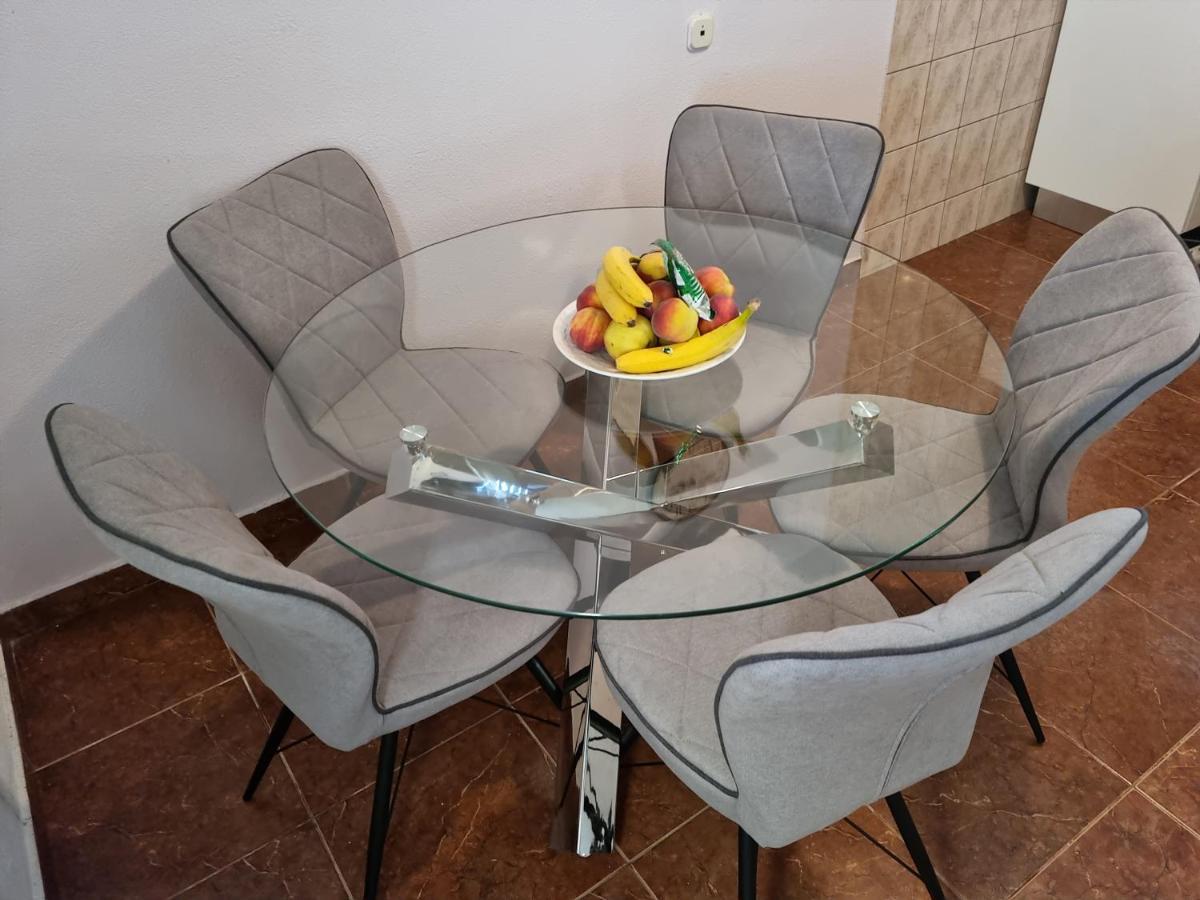 ביוגראד נה מורו Apartment Ivana מראה חיצוני תמונה