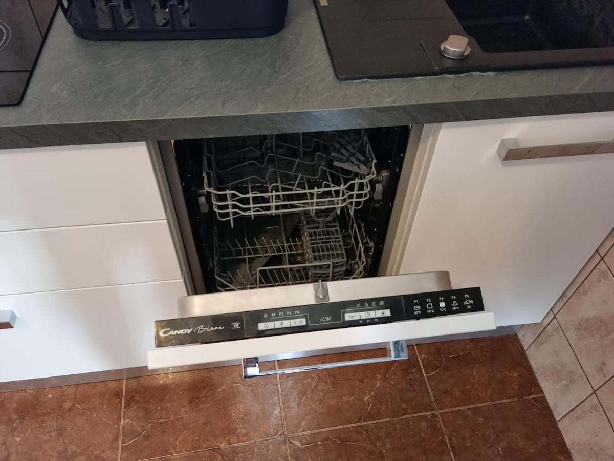 ביוגראד נה מורו Apartment Ivana מראה חיצוני תמונה