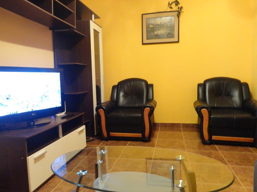 ביוגראד נה מורו Apartment Ivana מראה חיצוני תמונה